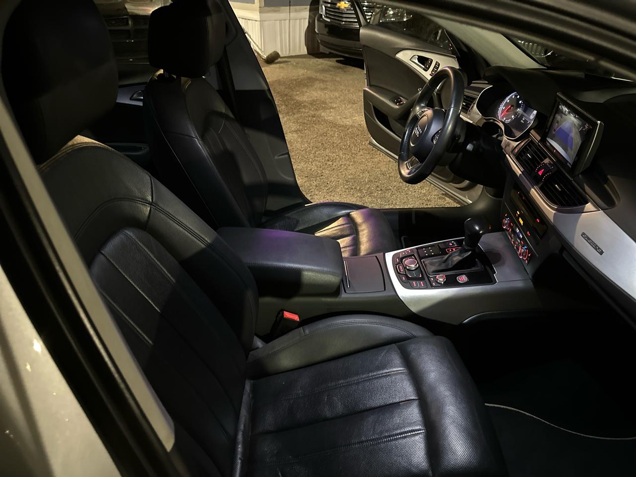 Audi A6 3.0T quattro Tiptronic 2012