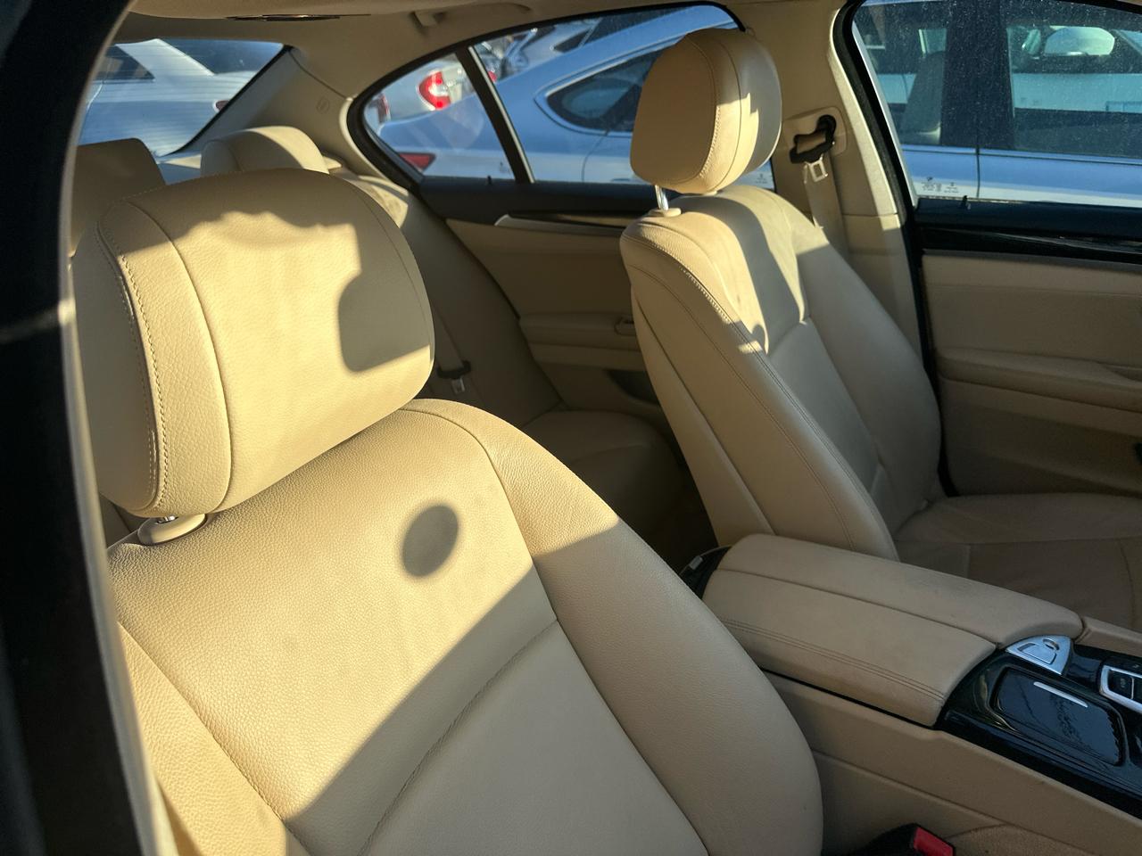 BMW 5-Series 535i 2014