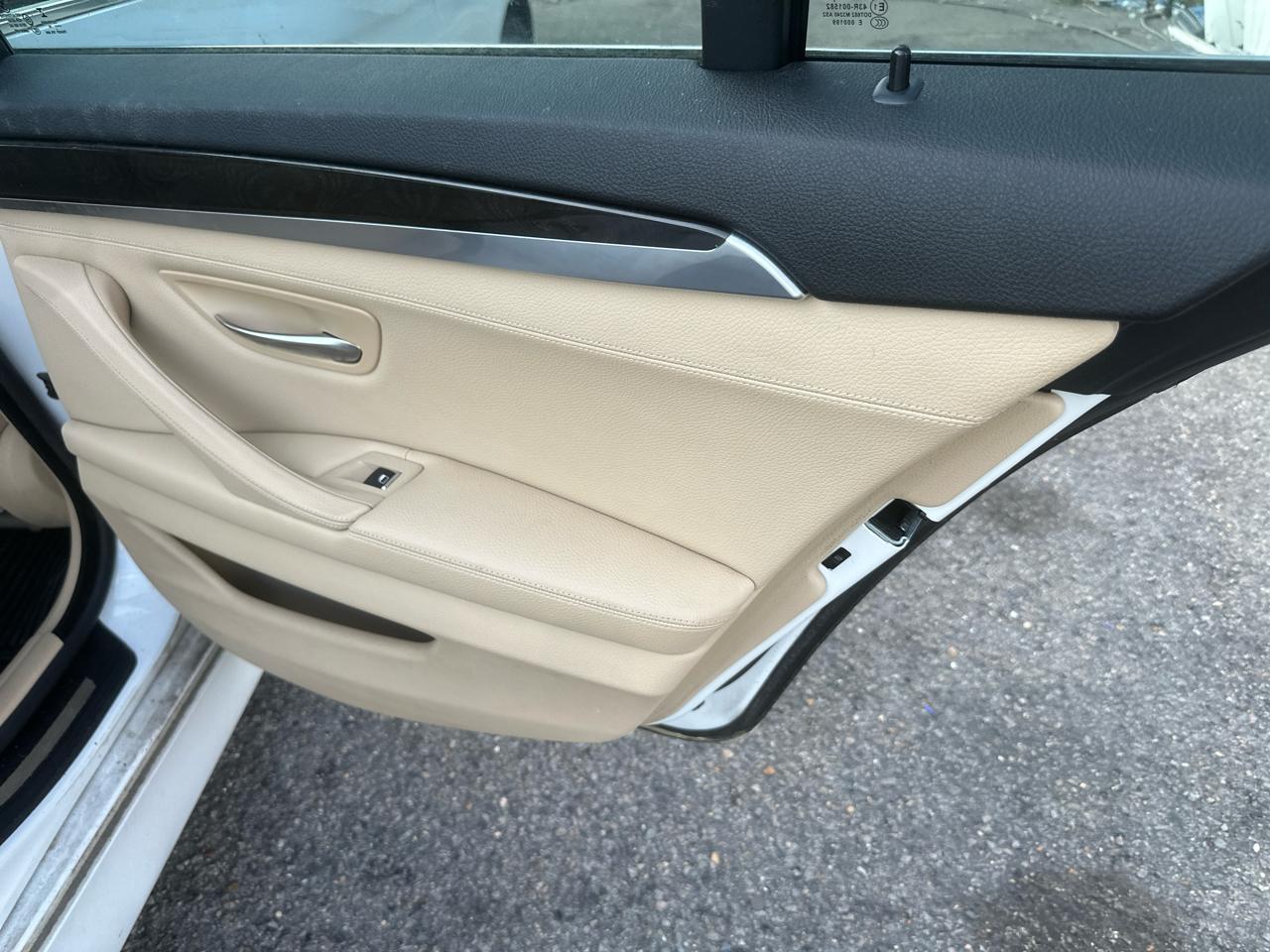 BMW 5-Series 535i 2014