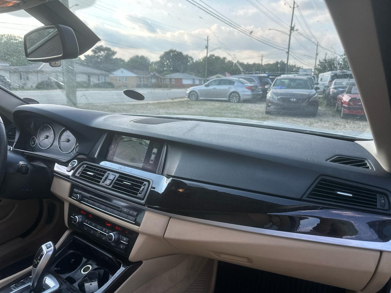 BMW 5-Series 535i 2014