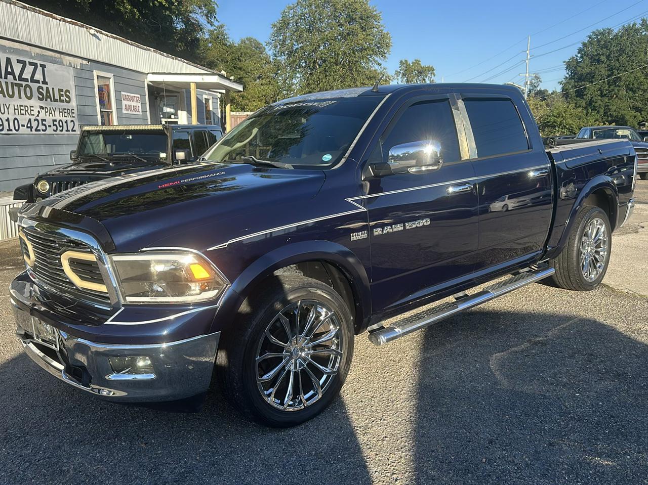 RAM 1500 Laramie Crew Cab 4WD 2012