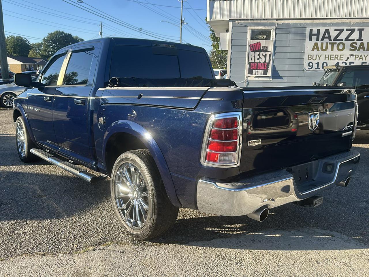RAM 1500 Laramie Crew Cab 4WD 2012