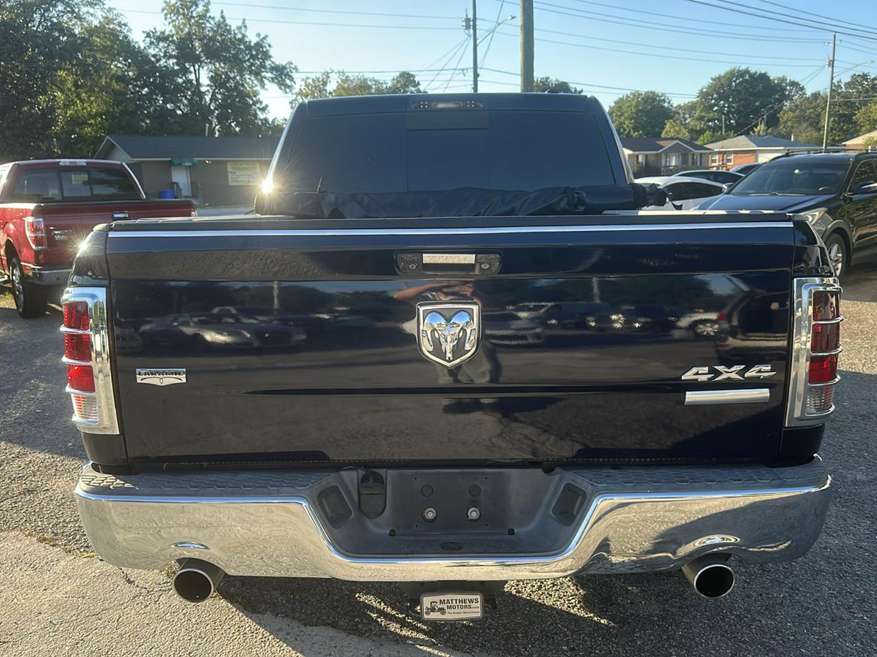 RAM 1500 Laramie Crew Cab 4WD 2012
