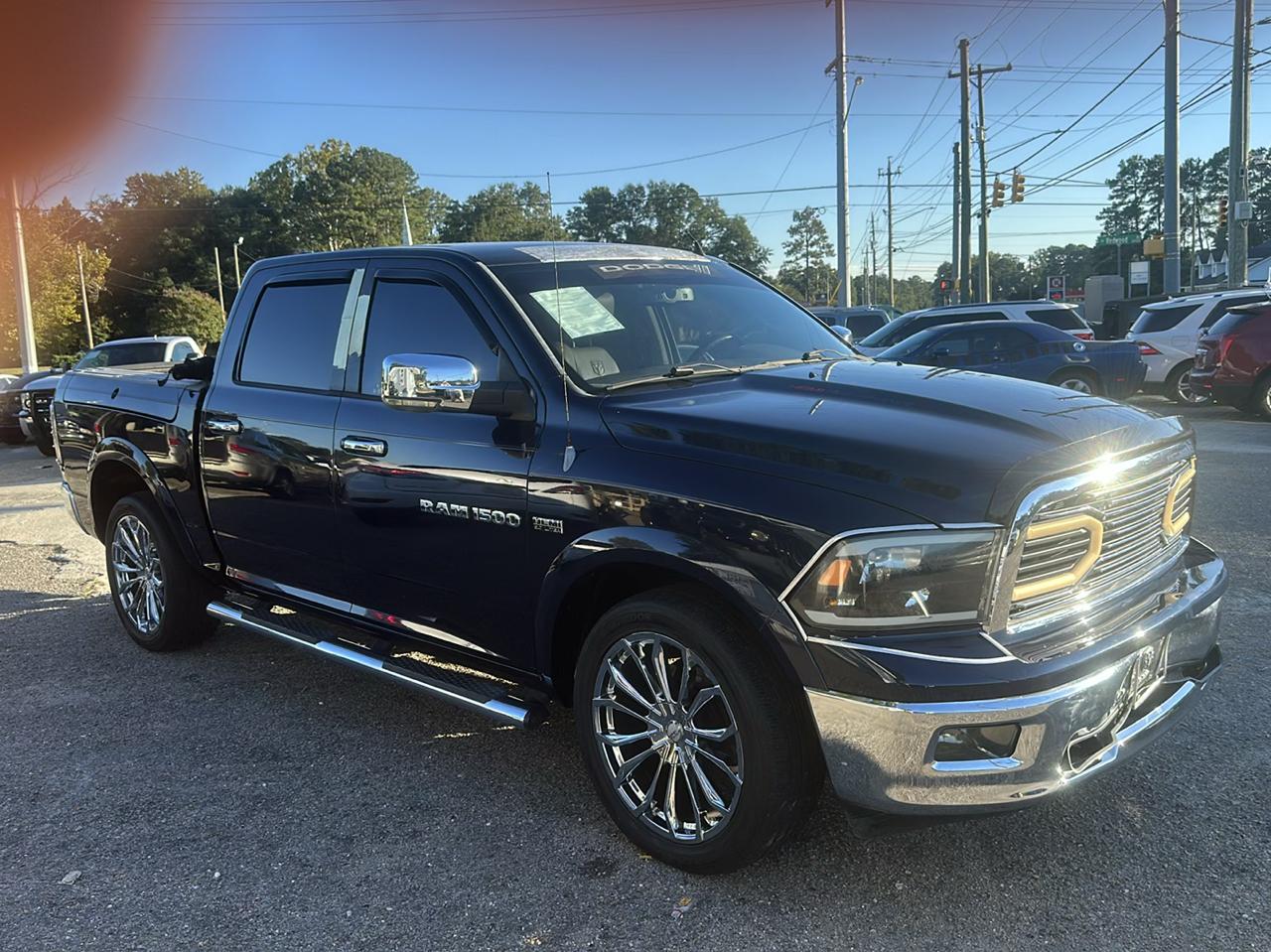 RAM 1500 Laramie Crew Cab 4WD 2012