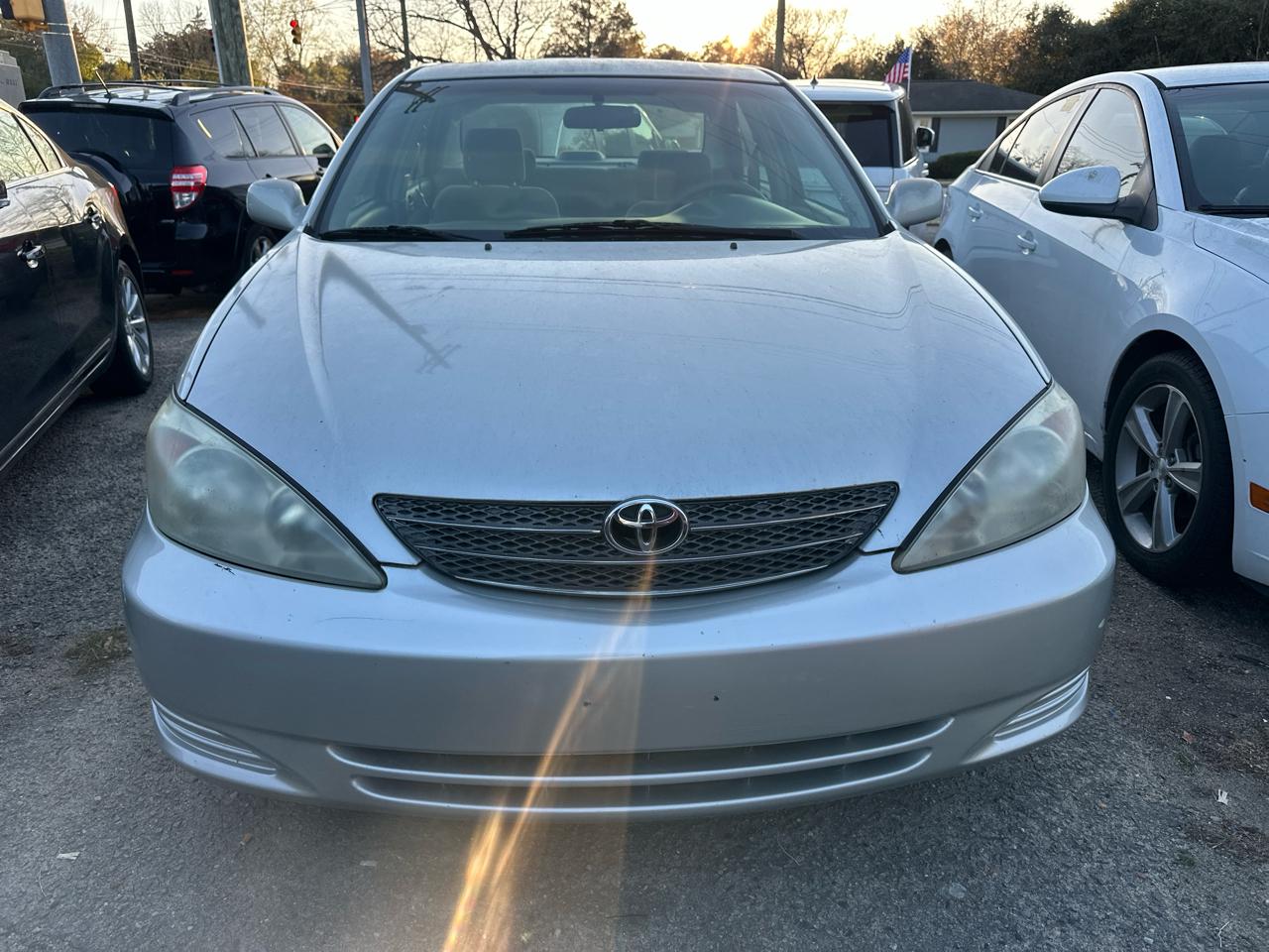 Toyota Camry LE V6 2004