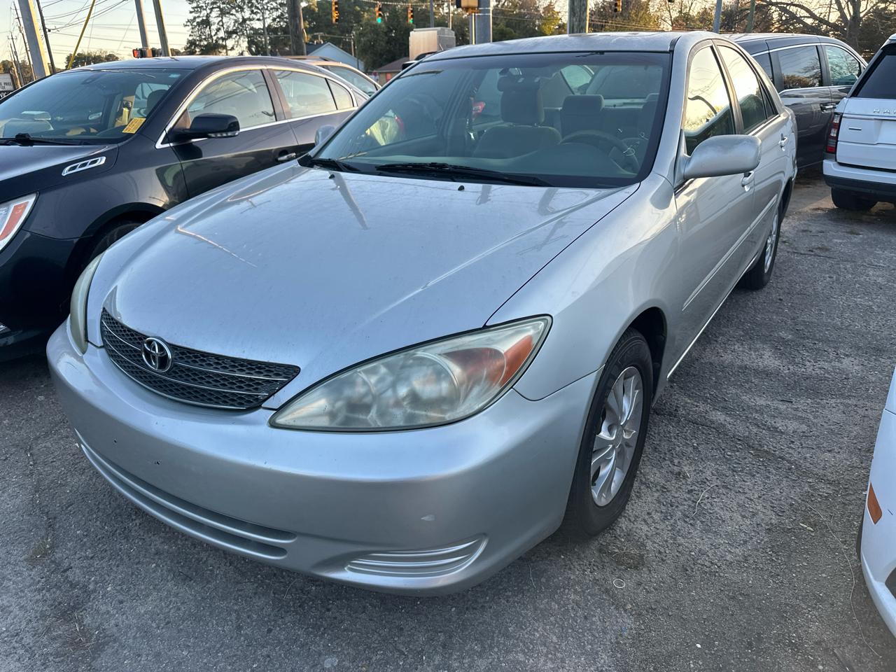 Toyota Camry LE V6 2004