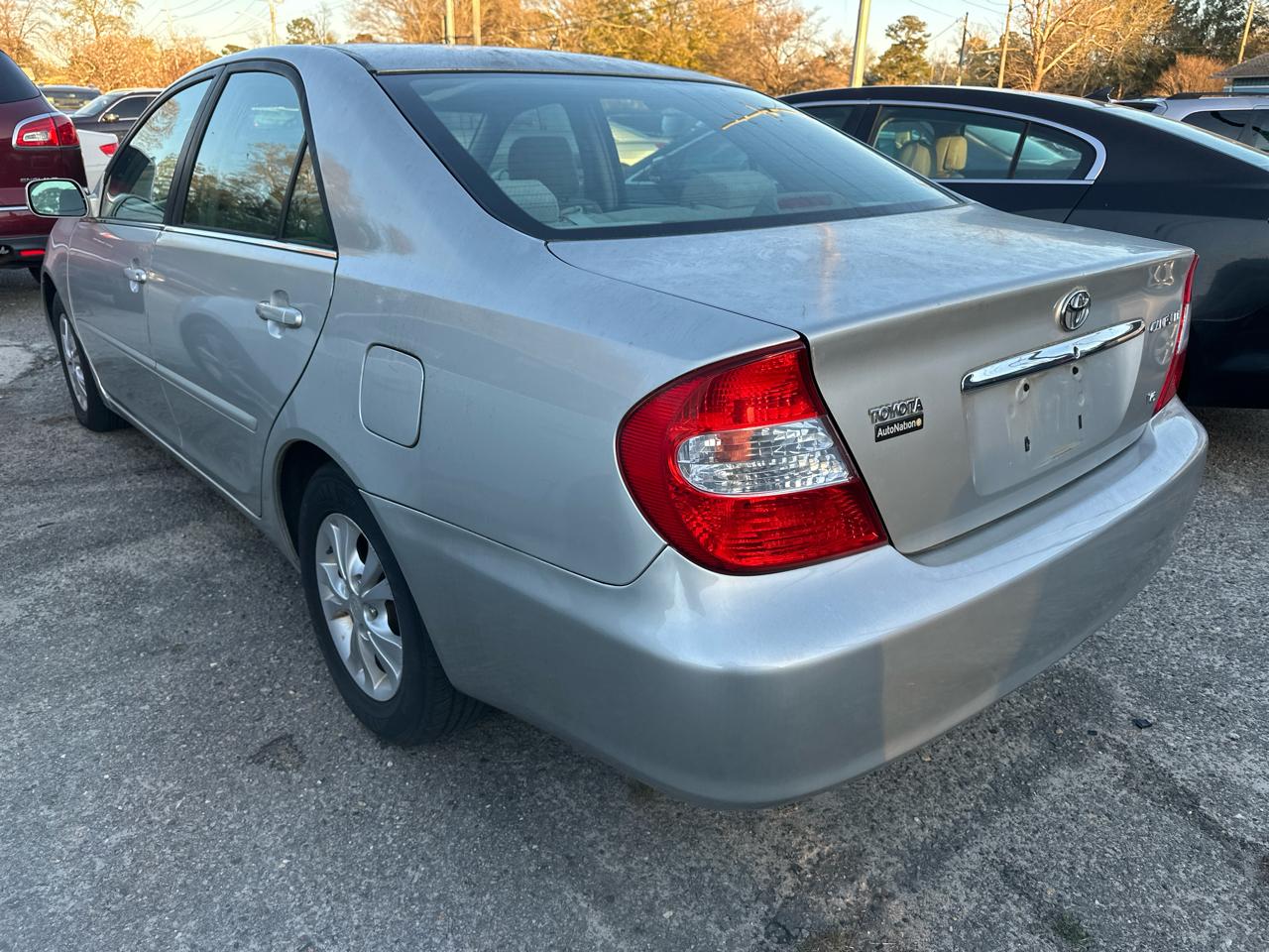 Toyota Camry LE V6 2004