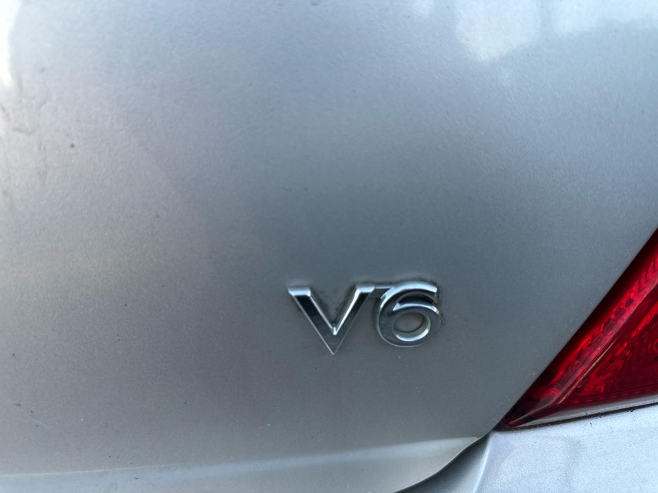 Toyota Camry LE V6 2004