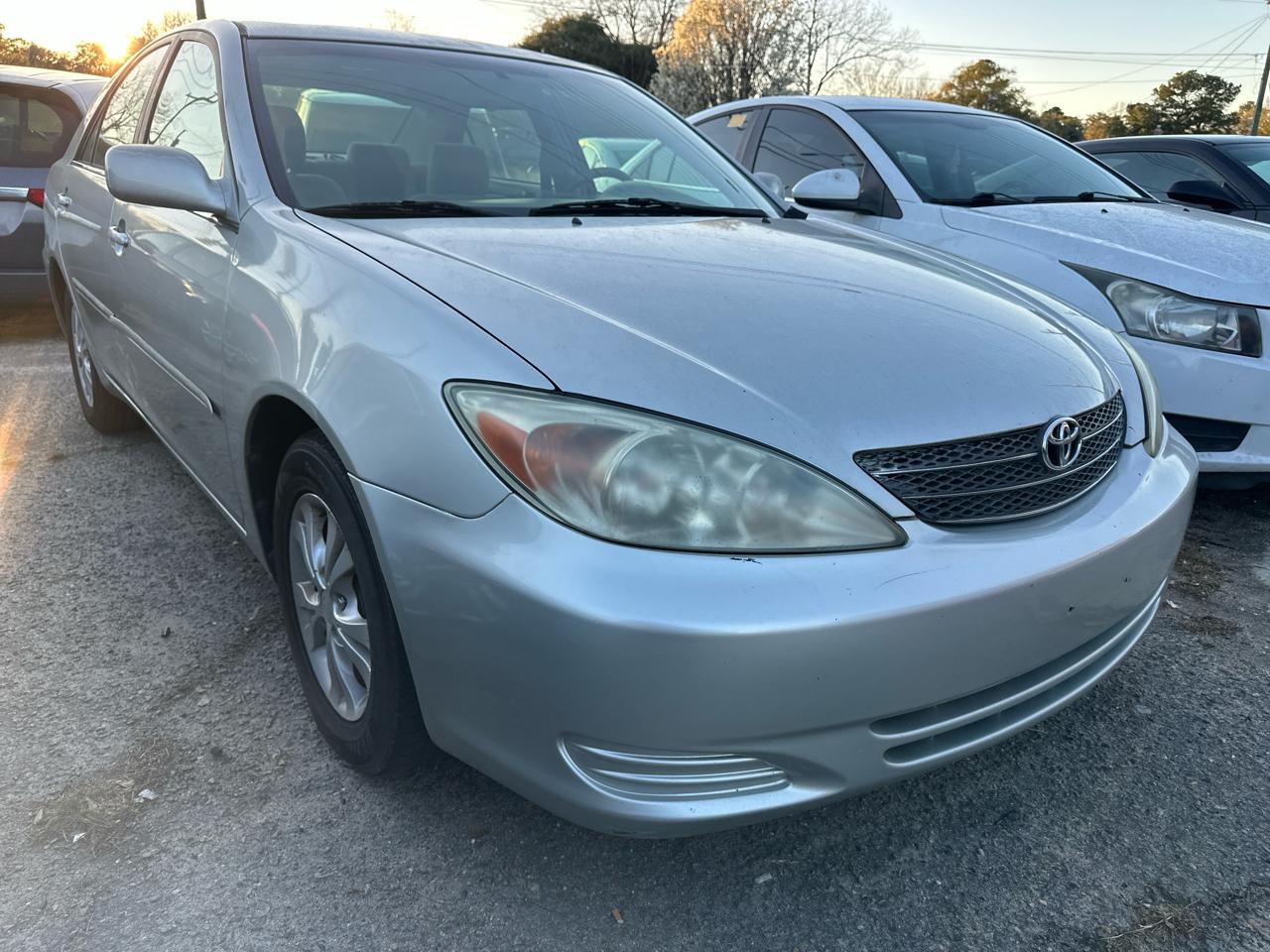 Toyota Camry LE V6 2004