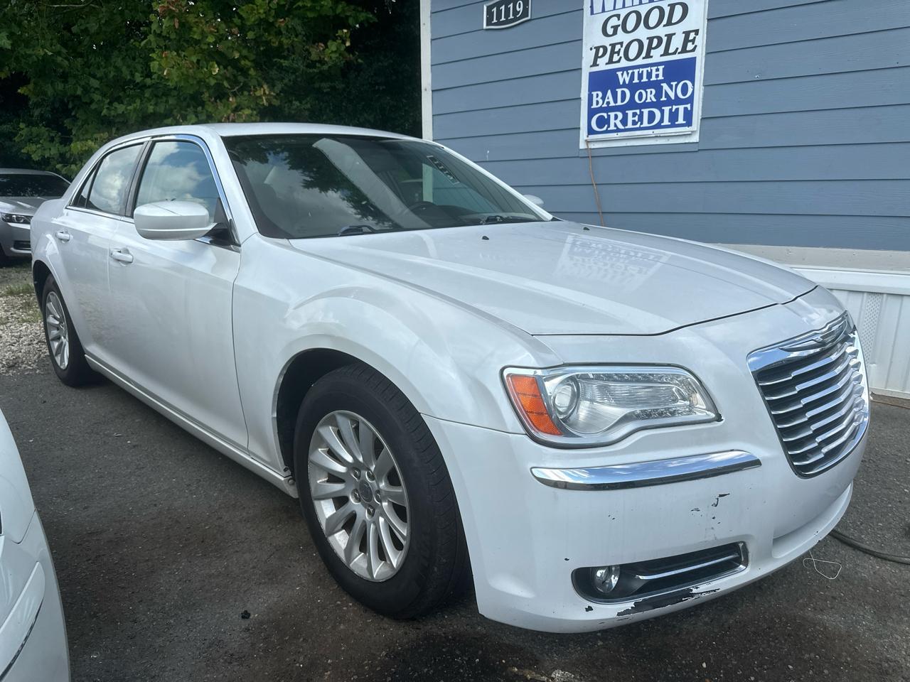 2013 Chrysler 300 RWD
