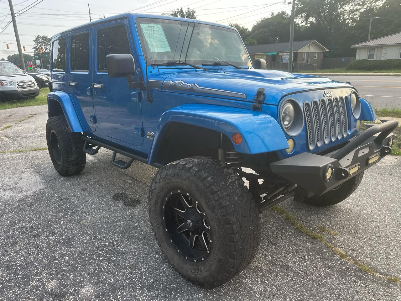 Jeep Wrangler Unlimited Sahara 4WD 2014