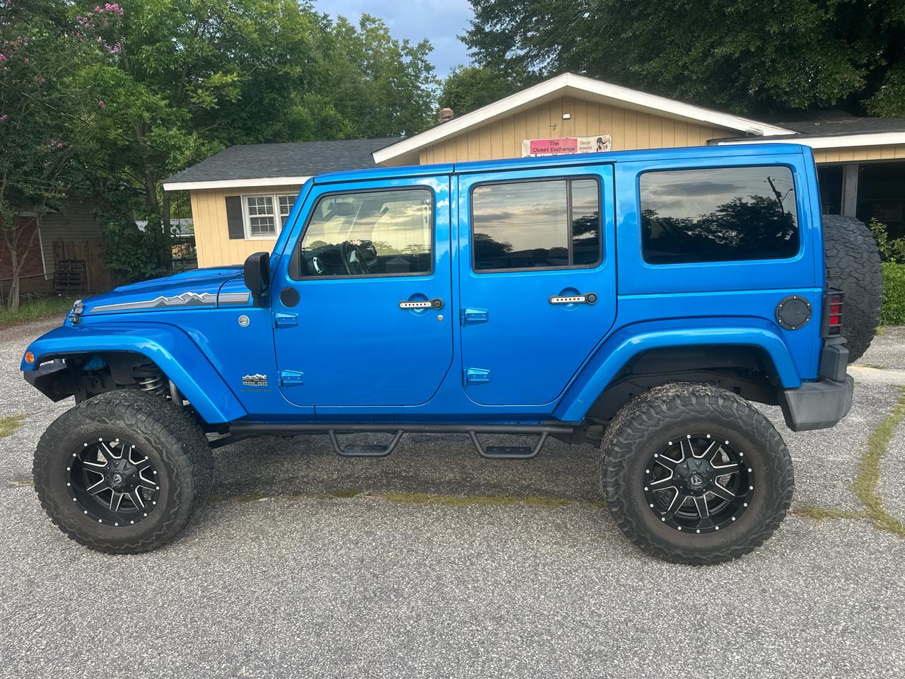 Jeep Wrangler Unlimited Sahara 4WD 2014