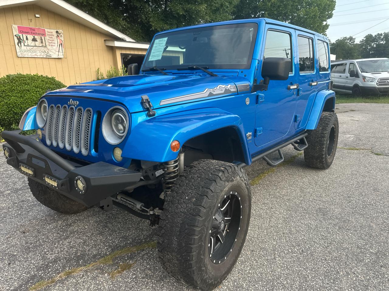 Jeep Wrangler Unlimited Sahara 4WD 2014