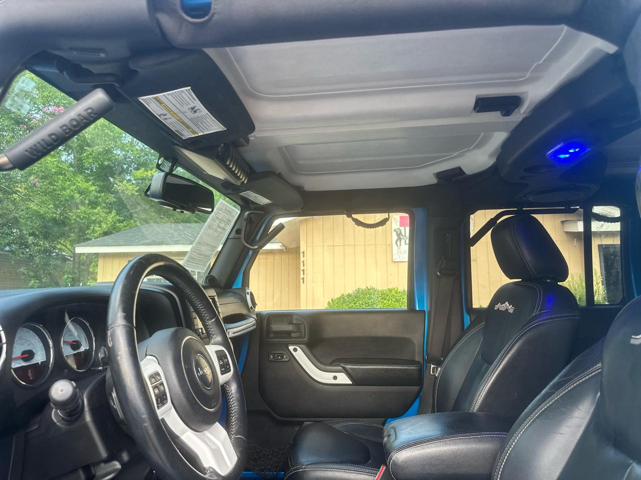 Jeep Wrangler Unlimited Sahara 4WD 2014