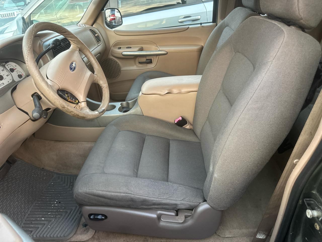 Ford Explorer Sport 2WD Value 2002