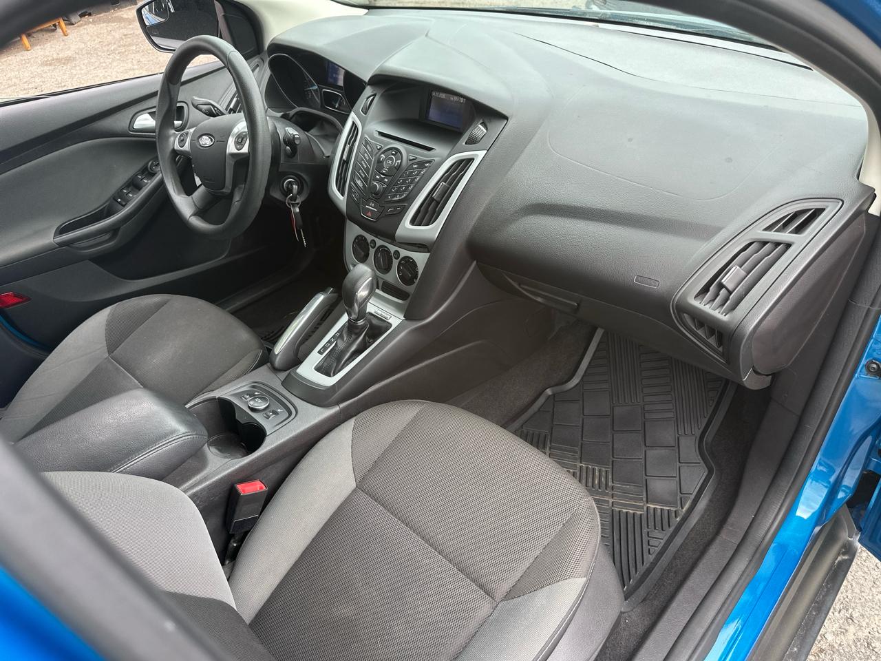 Ford Focus SE Hatch 2014