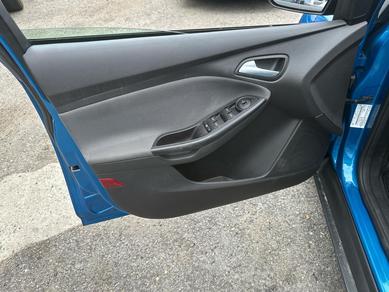 Ford Focus SE Hatch 2014