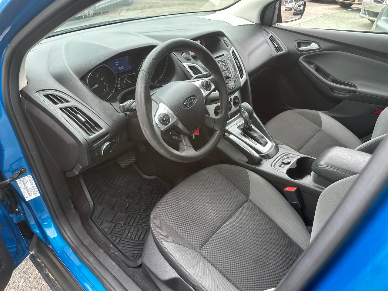 Ford Focus SE Hatch 2014