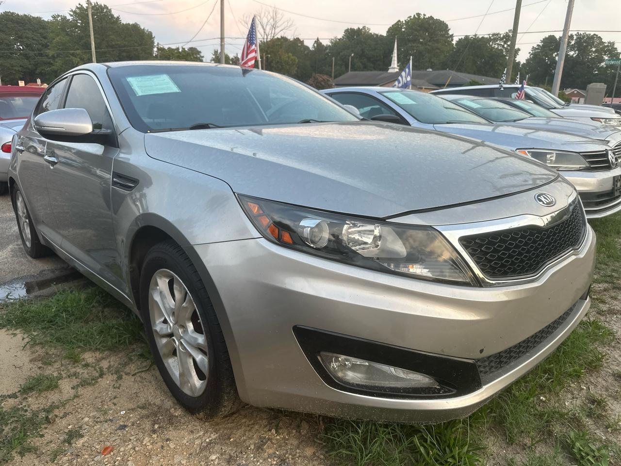 Kia Optima LX MT 2013