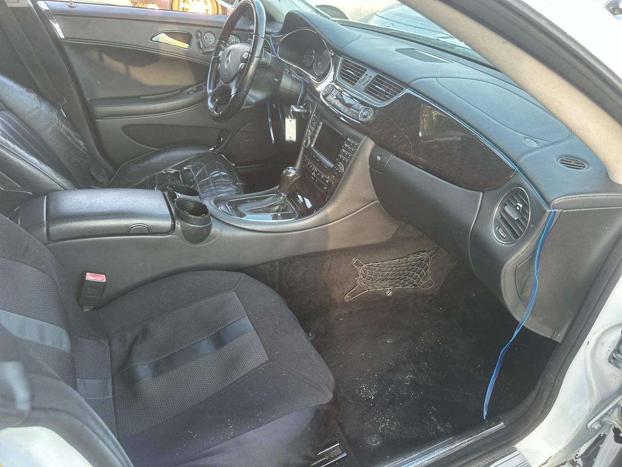 Mercedes-Benz CLS-Class CLS550 4-Door Coupe 2007