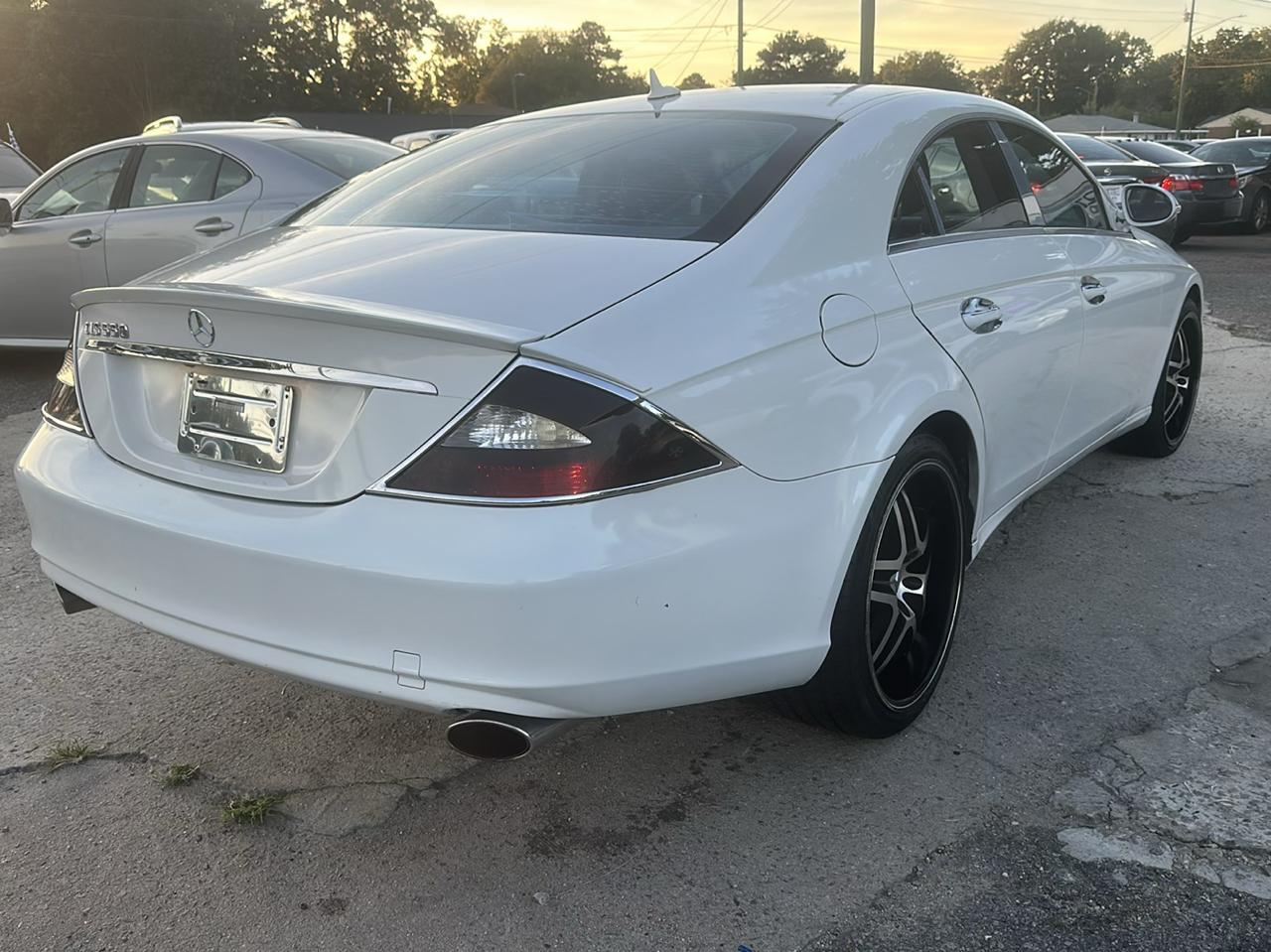 Mercedes-Benz CLS-Class CLS550 4-Door Coupe 2007
