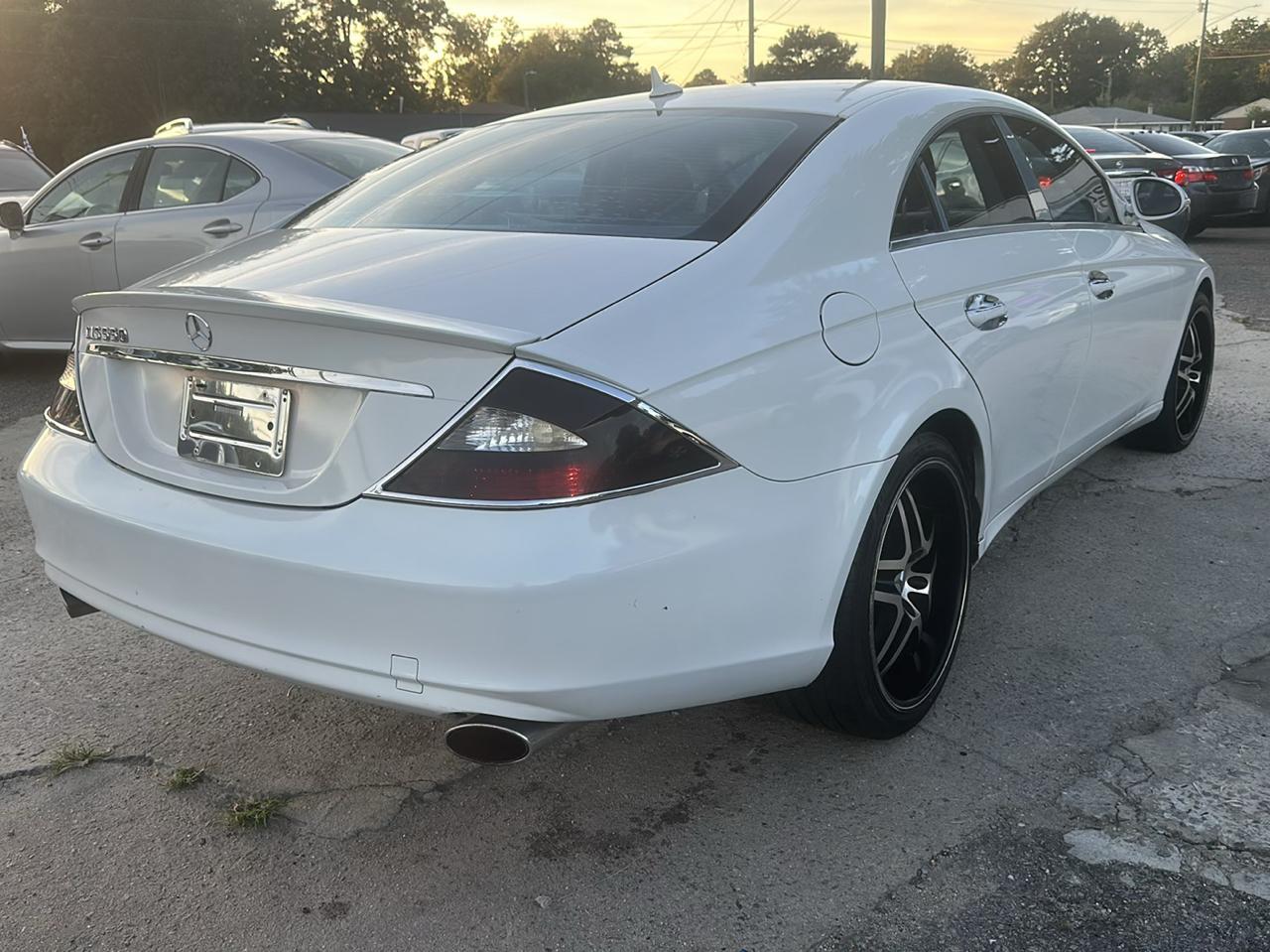 Mercedes-Benz CLS-Class CLS550 4-Door Coupe 2007
