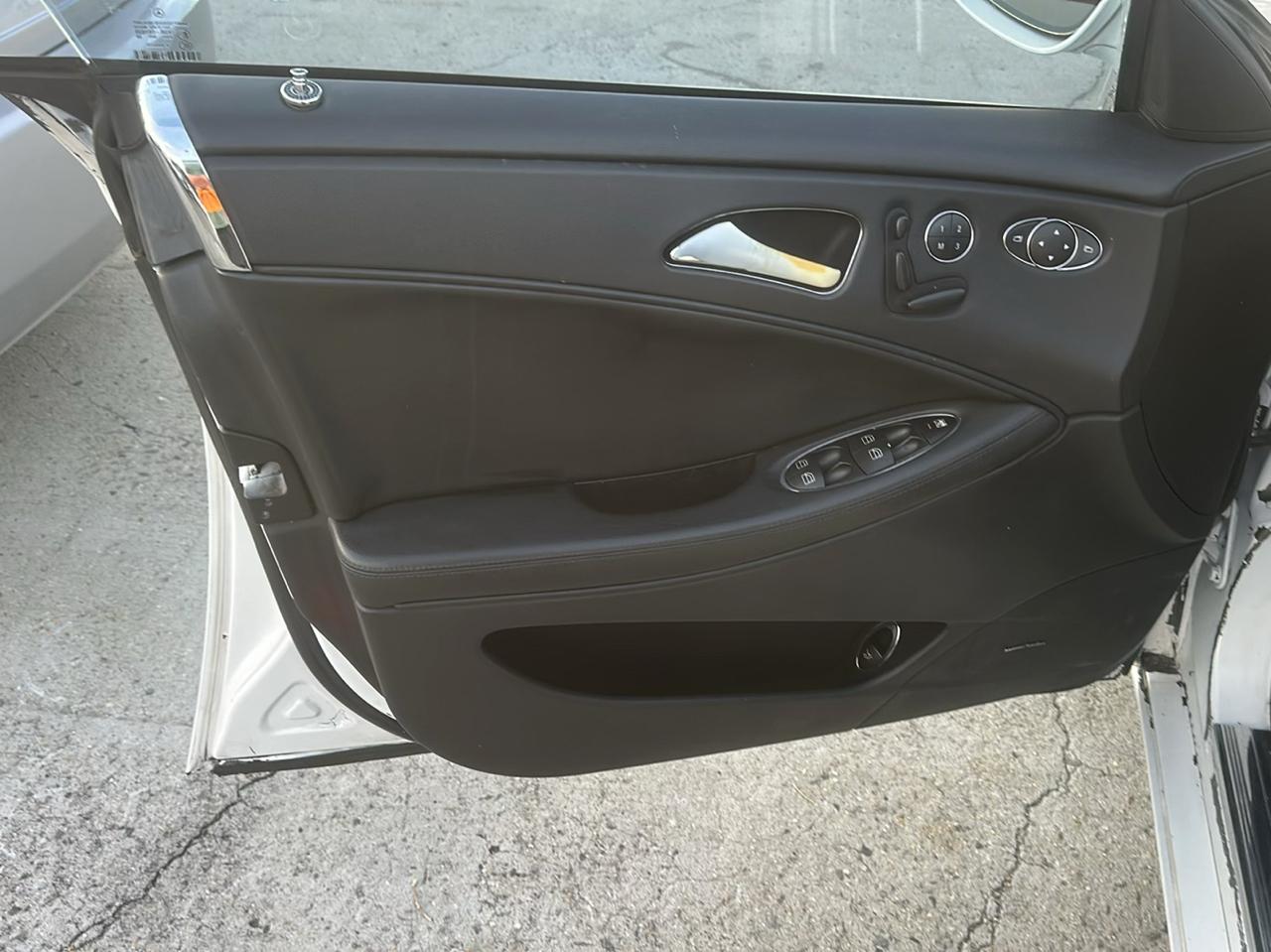 Mercedes-Benz CLS-Class CLS550 4-Door Coupe 2007