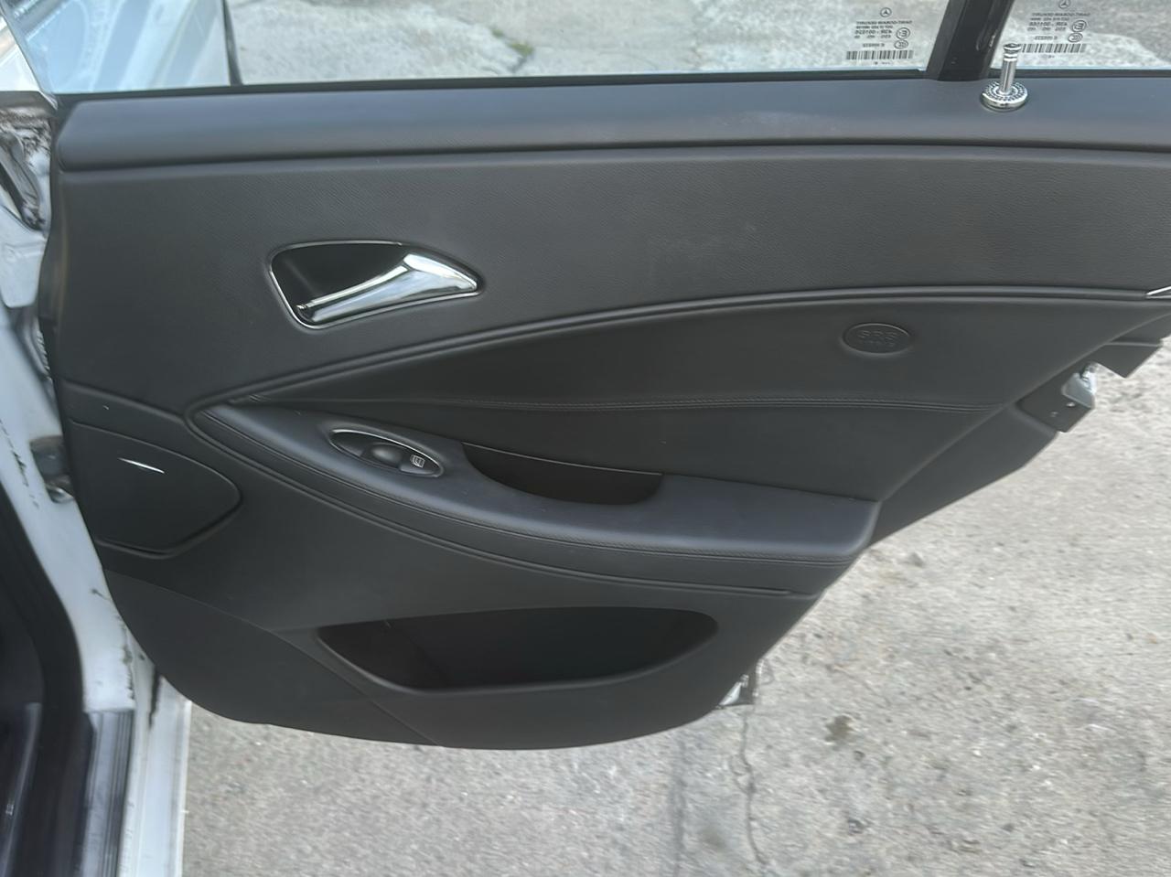 Mercedes-Benz CLS-Class CLS550 4-Door Coupe 2007