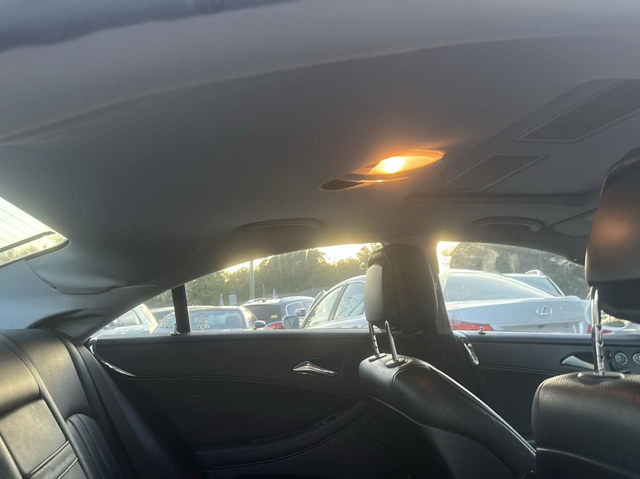 Mercedes-Benz CLS-Class CLS550 4-Door Coupe 2007