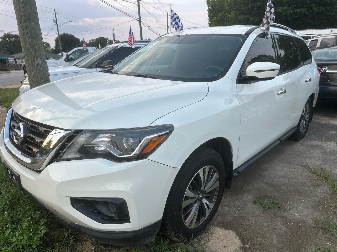 2017 Nissan Pathfinder Platinum 2WD
