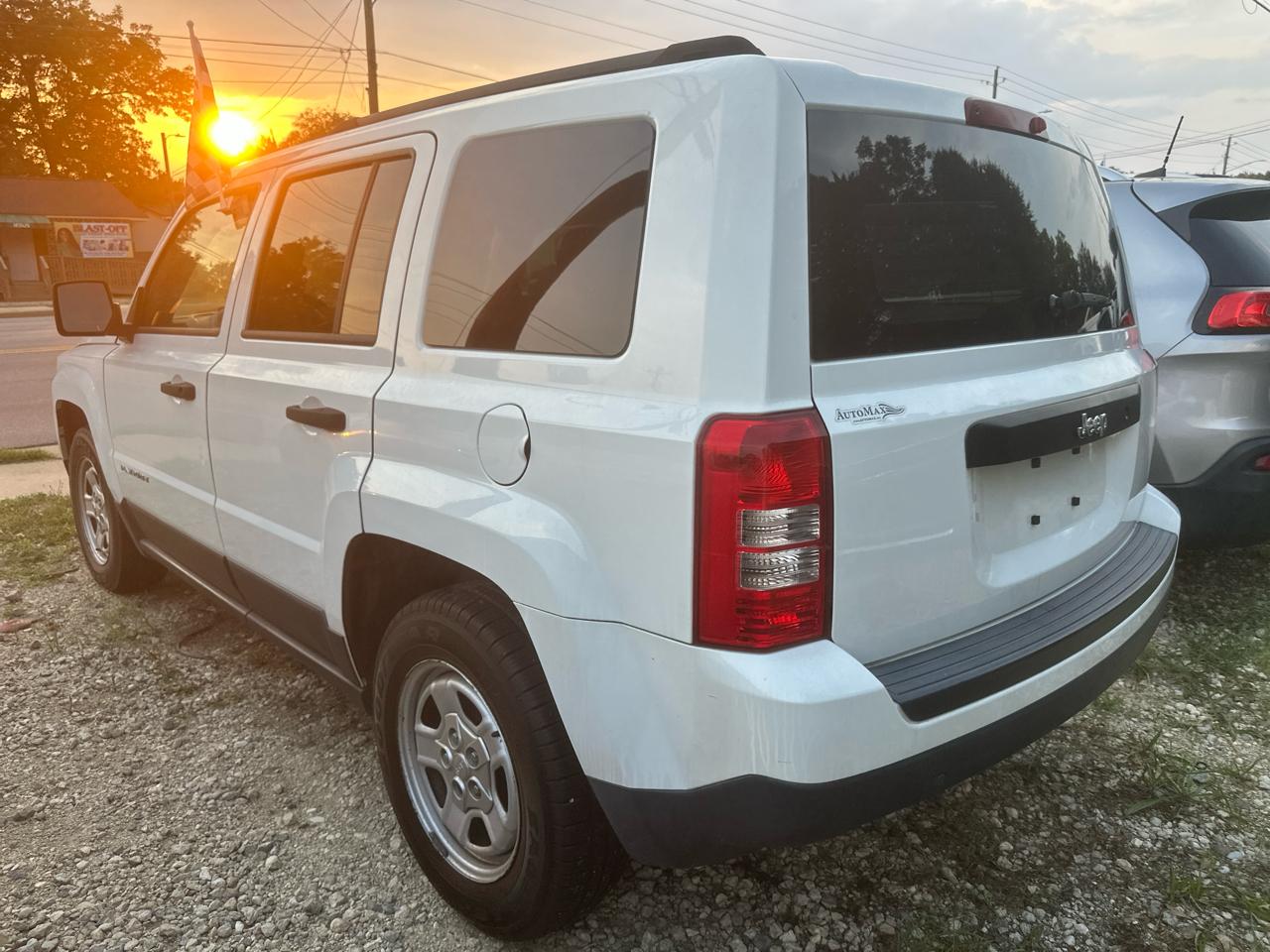 Jeep Patriot Sport 2WD 2014