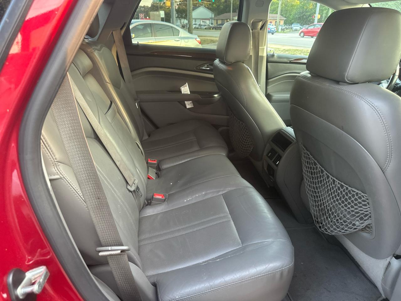 Cadillac SRX Luxury 2012