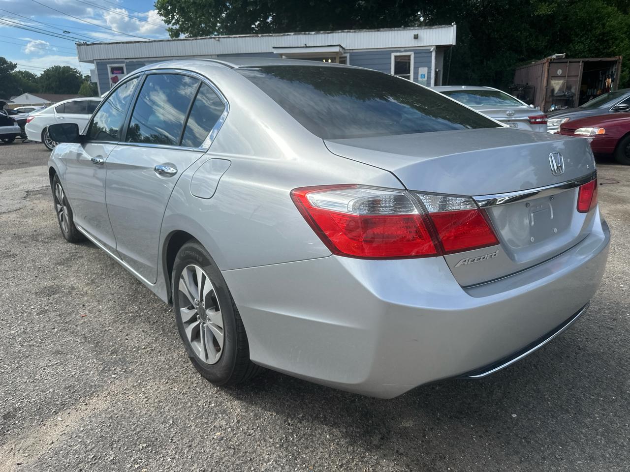 Honda Accord LX Sedan CVT 2013