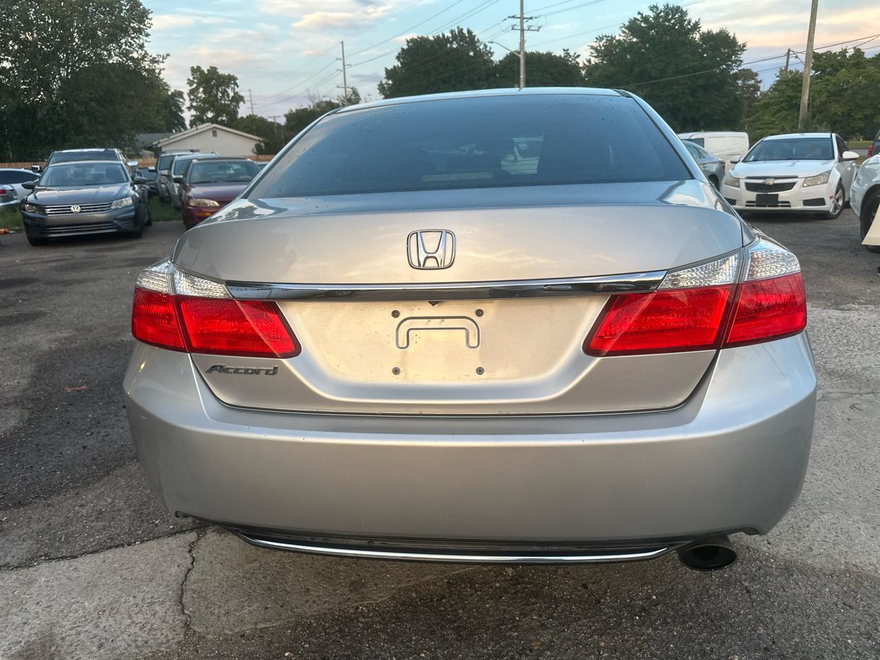 Honda Accord LX Sedan CVT 2013