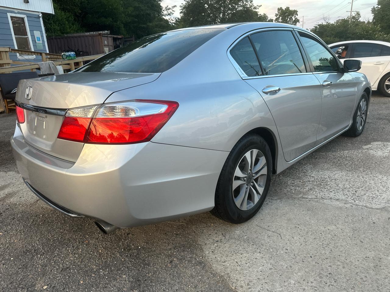 Honda Accord LX Sedan CVT 2013