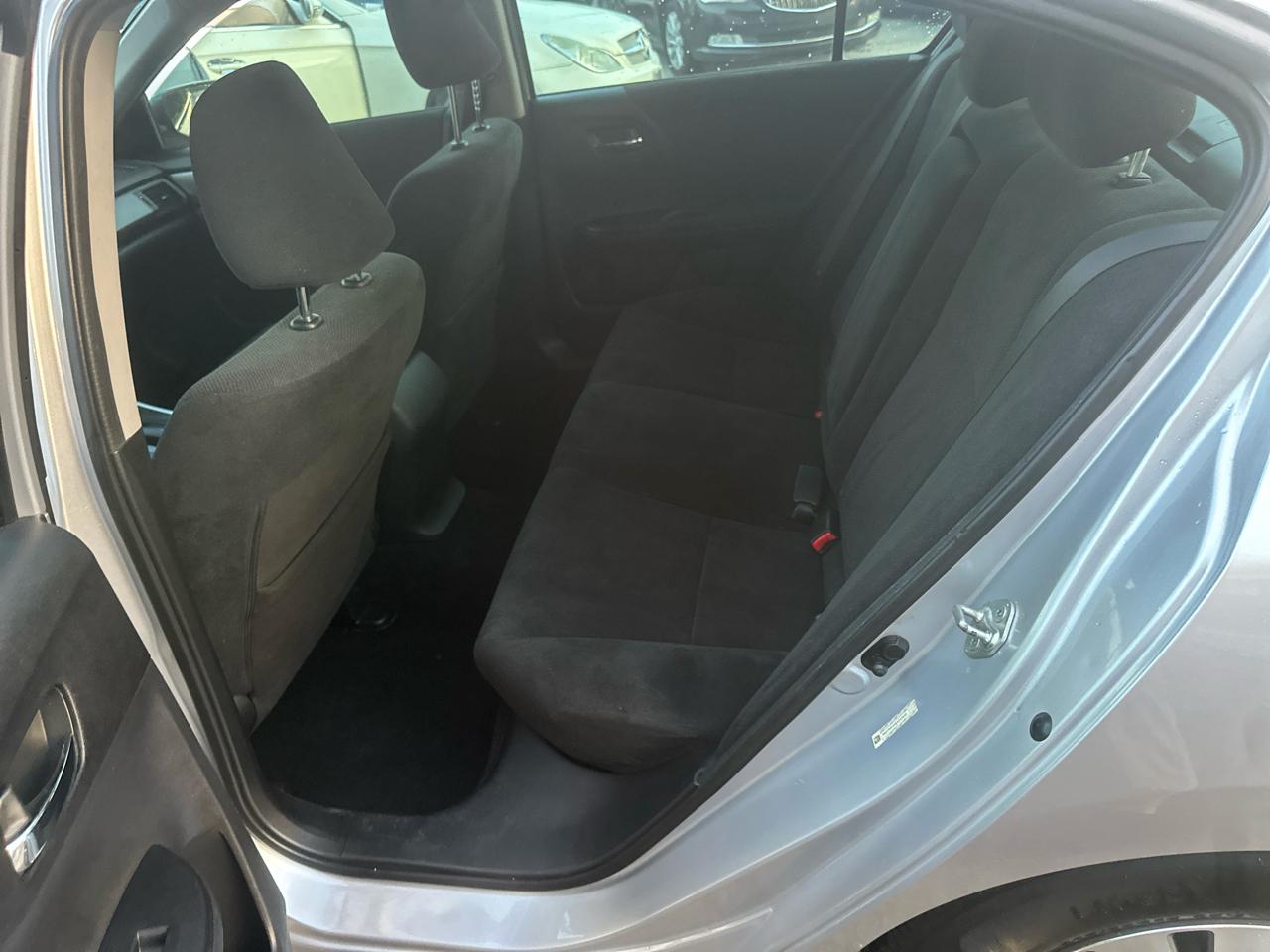 Honda Accord LX Sedan CVT 2013