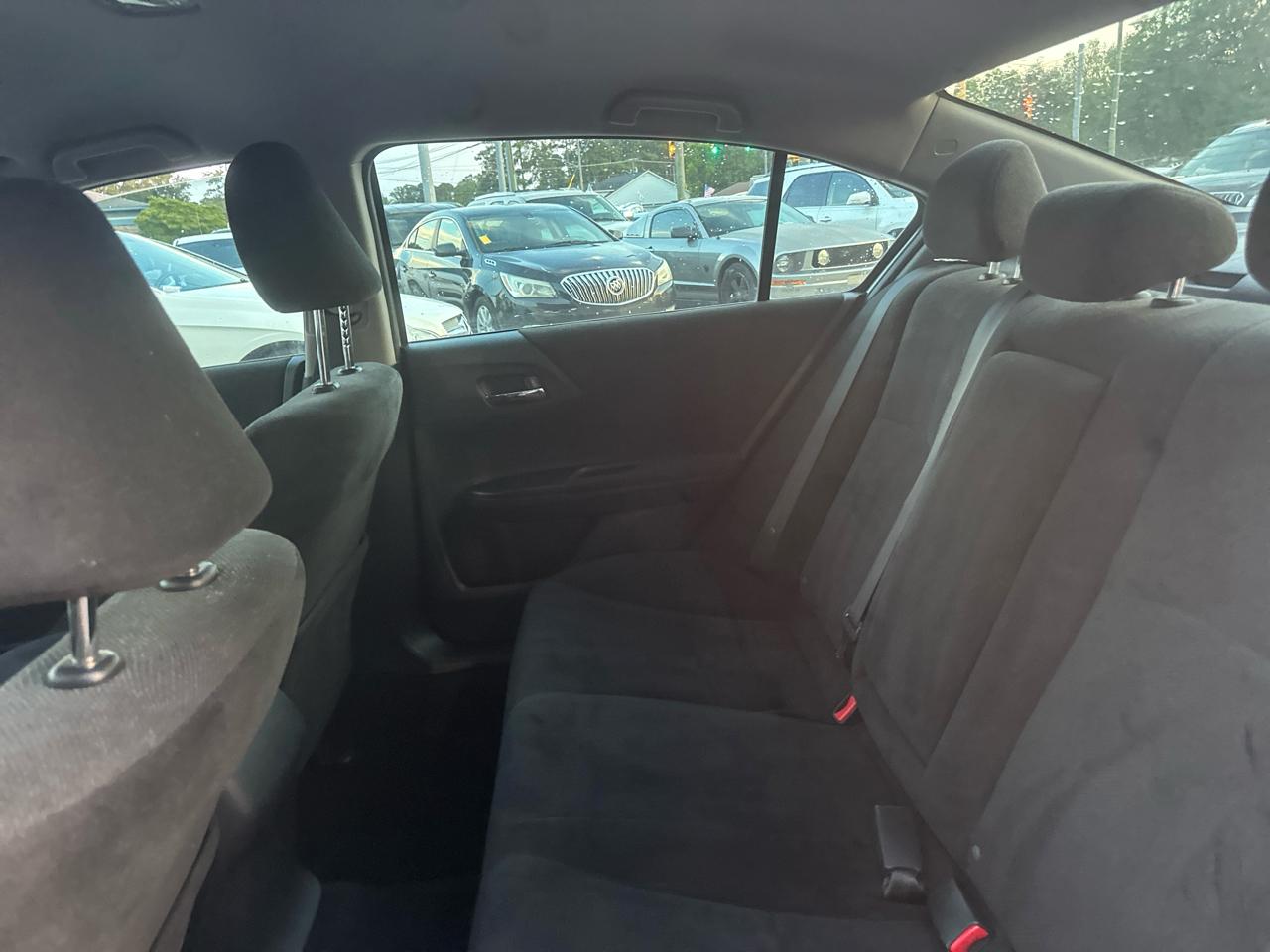 Honda Accord LX Sedan CVT 2013