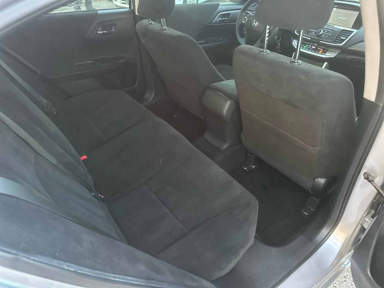 Honda Accord LX Sedan CVT 2013