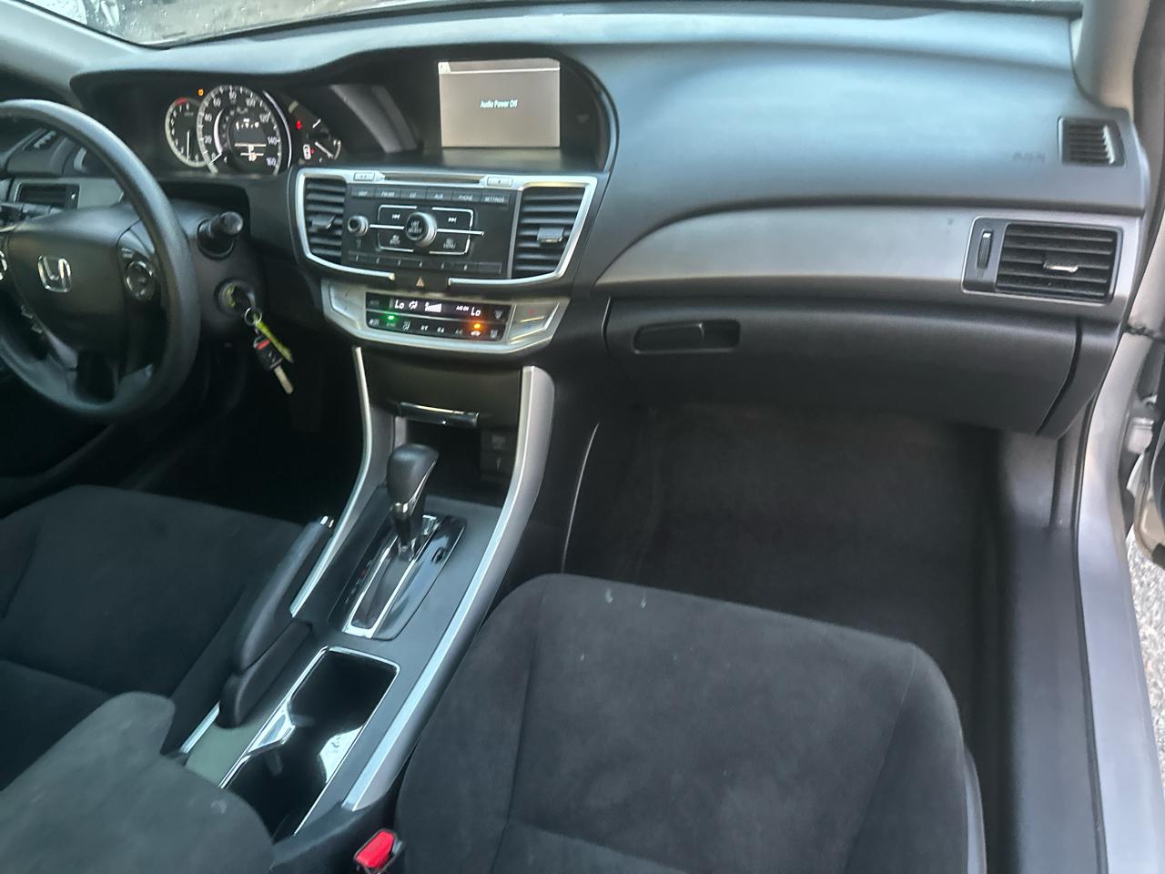 Honda Accord LX Sedan CVT 2013