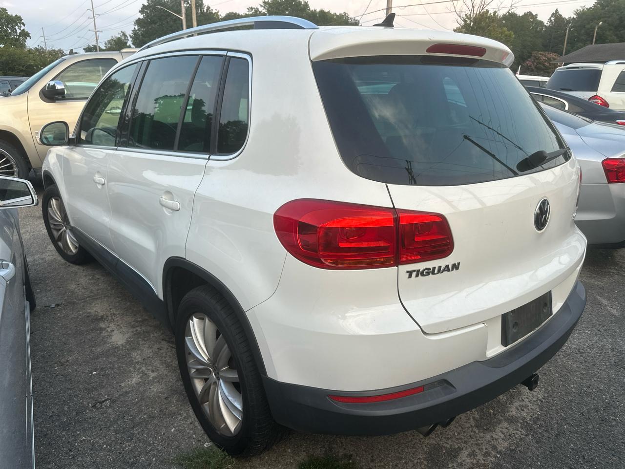 2014 Volkswagen Tiguan S