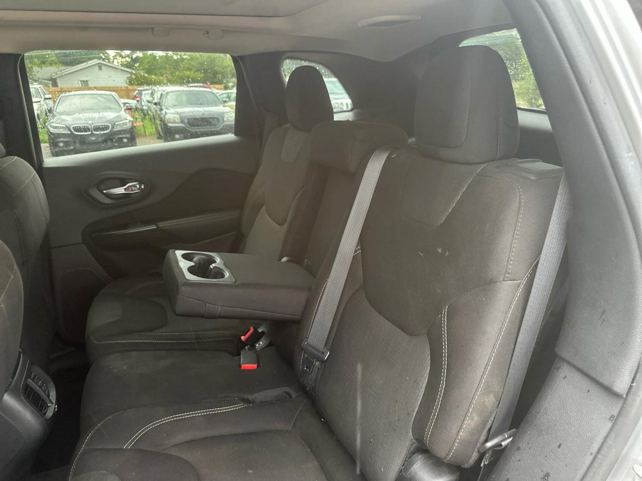 Jeep CHEROKEE L  2016