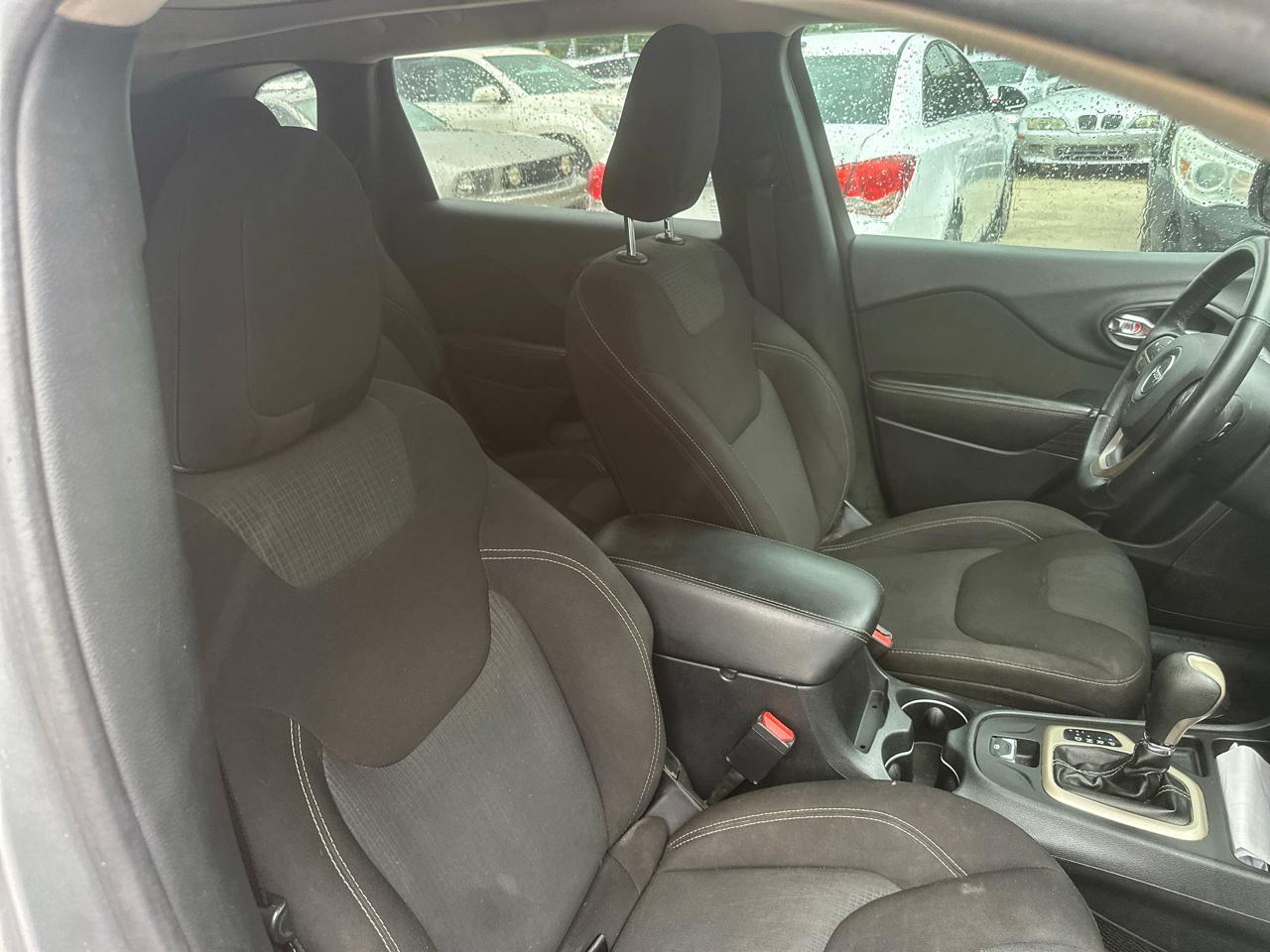 Jeep CHEROKEE L  2016