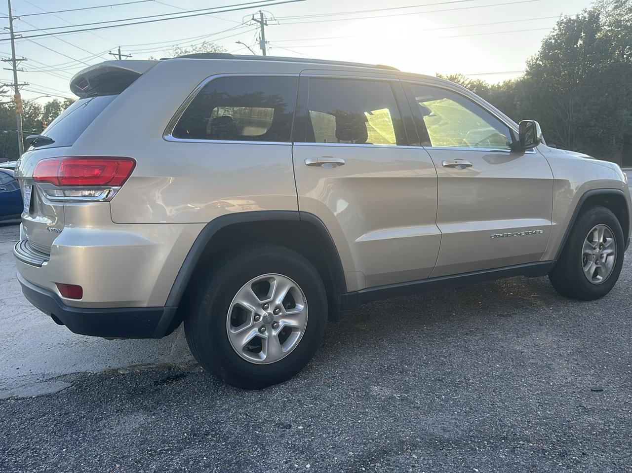 Jeep Grand Cherokee Laredo 2WD 2014
