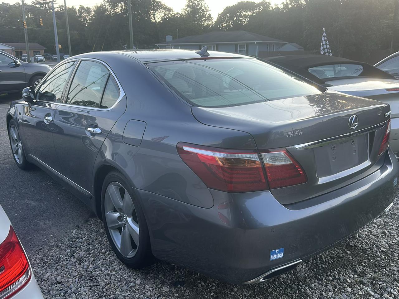 Lexus LS 460 Luxury Sedan 2012