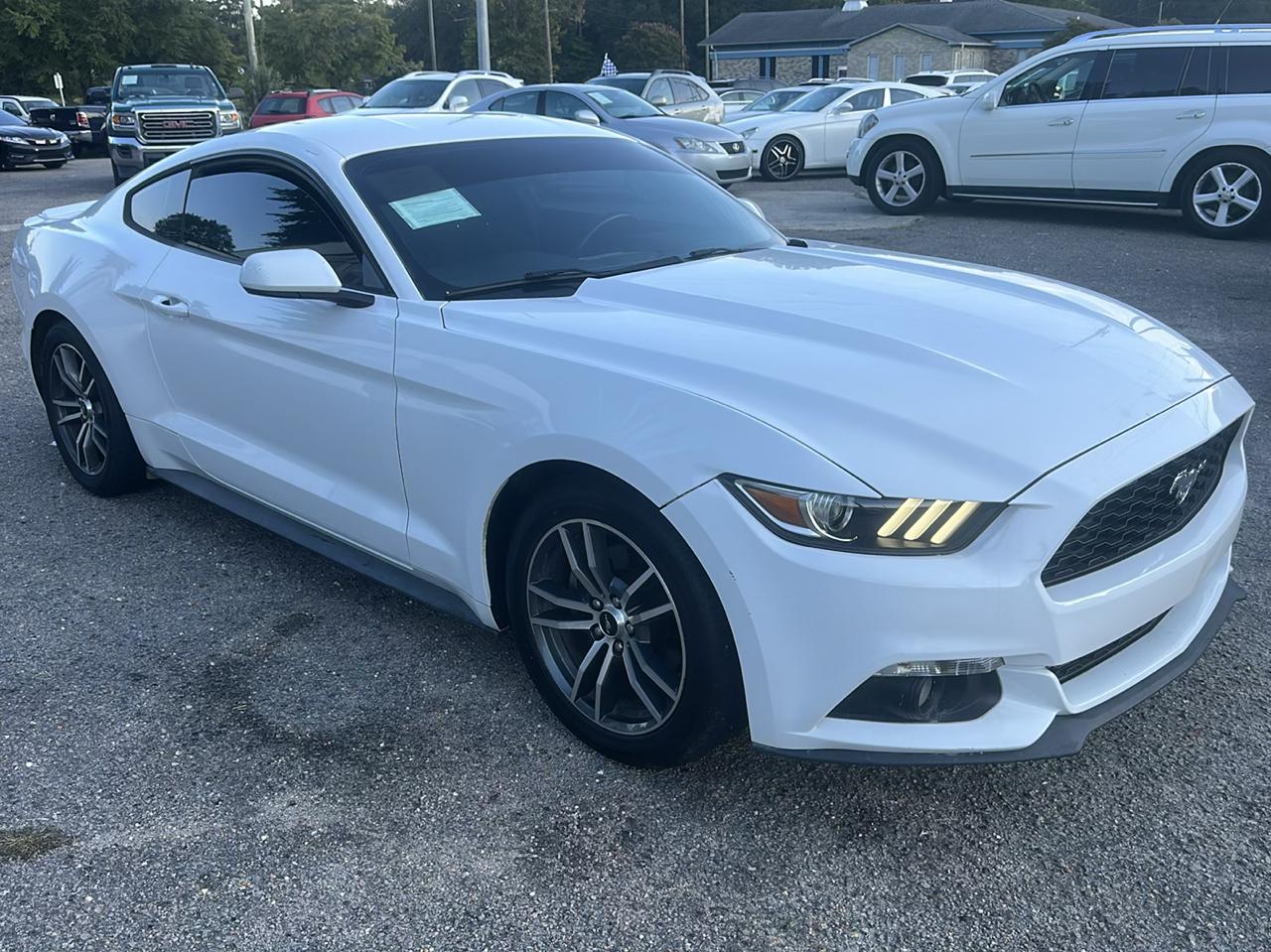 Ford Mustang EcoBoost Coupe 2016