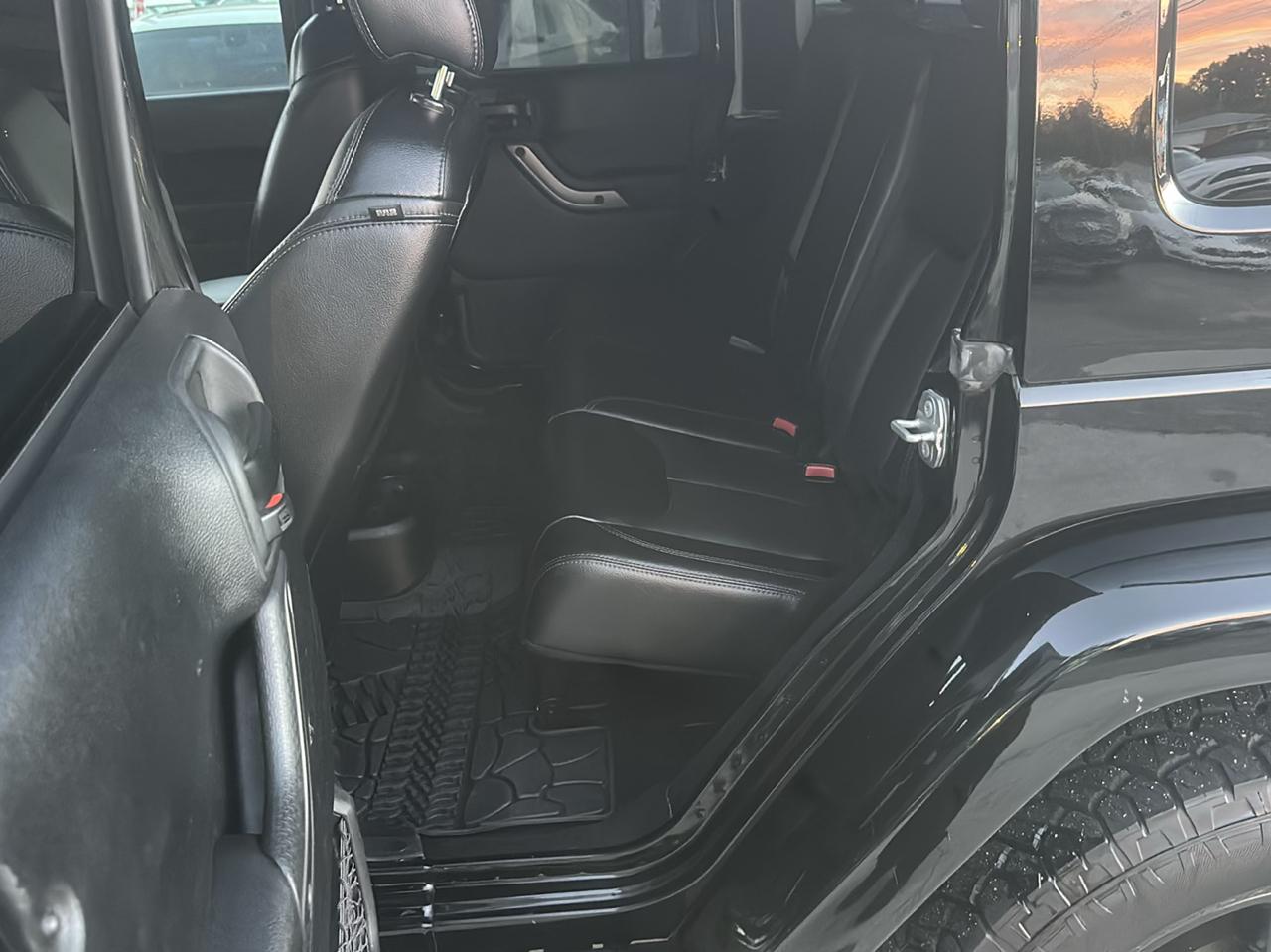 Jeep Wrangler JK Unlimited Sahara 4WD 2018