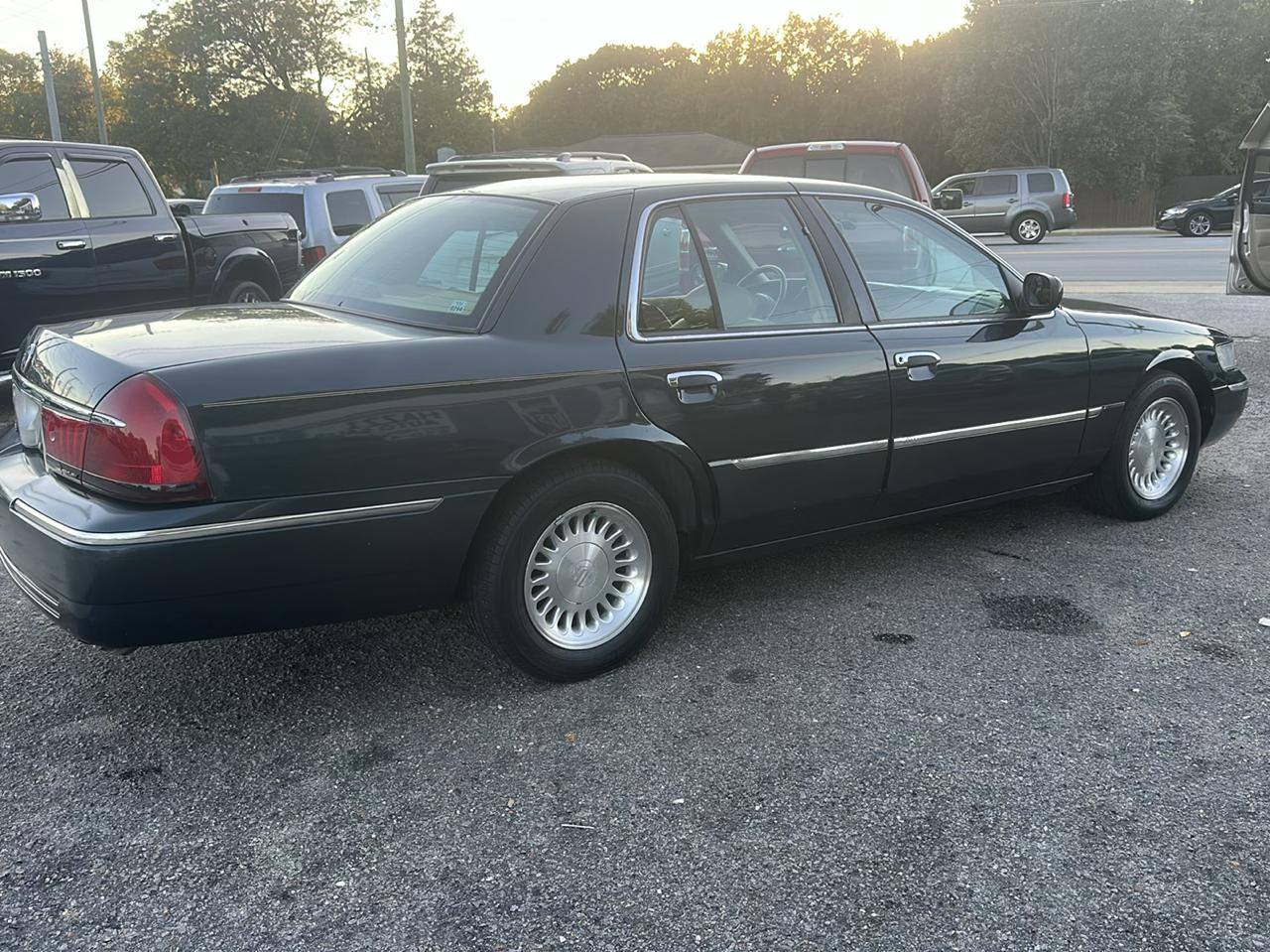 Mercury Grand Marquis photo 7