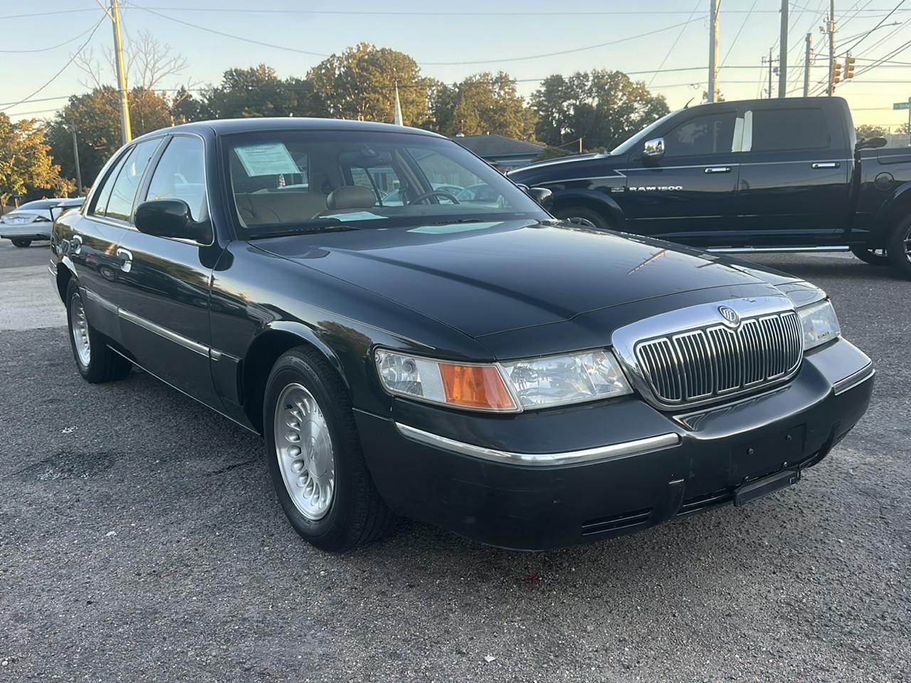Mercury Grand Marquis photo 8