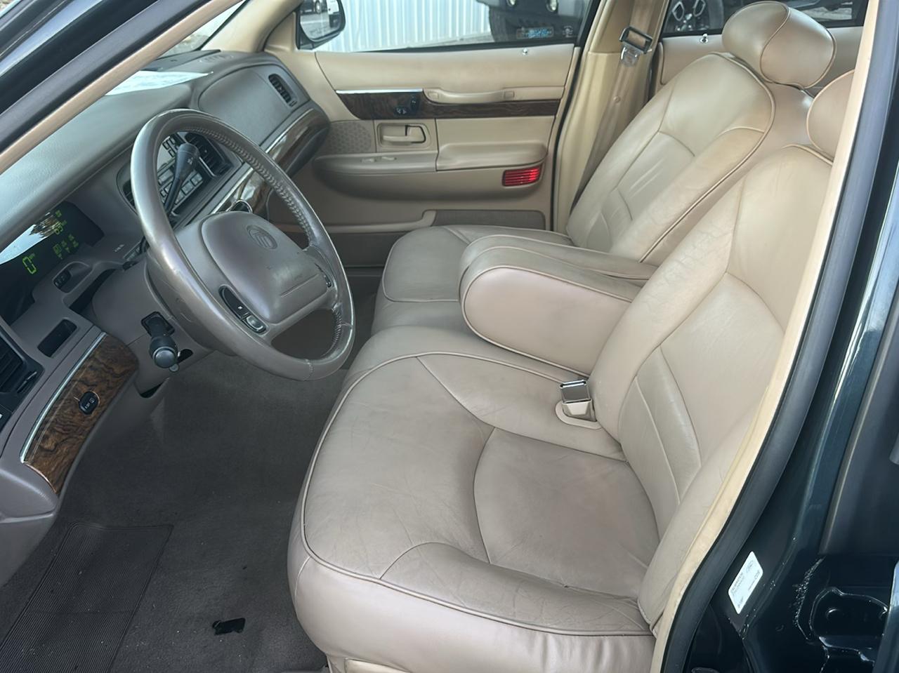 Mercury Grand Marquis photo 13