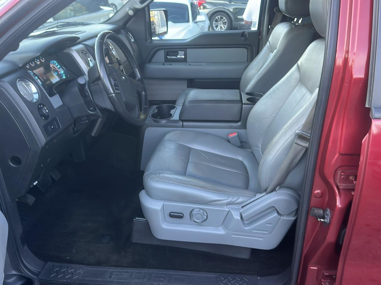 Ford F-150 photo 31